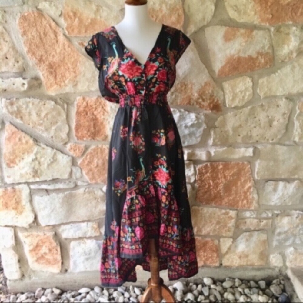 5 ⭐️ Fave! Black Floral Print Maxi Dress - Picture 3 of 5